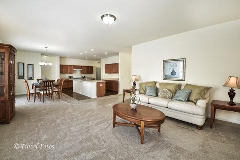 914 Madison Ave, Mchenry, IL 60050 photo 4