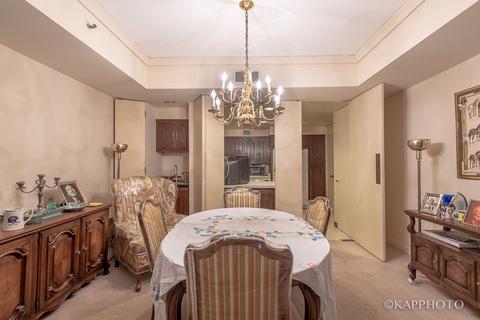 180 E Pearson St #3602, Chicago, IL 60611 photo 8