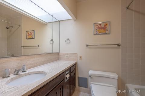 180 E Pearson St #3602, Chicago, IL 60611 photo 19