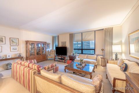 180 E Pearson St #3602, Chicago, IL 60611 photo 5