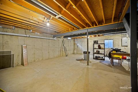 1342 Sebring Cir, Elgin, IL 60120 photo 23