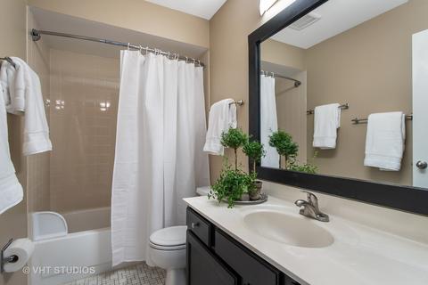5050 Bardwick Ct, Hoffman Estates, IL 60010 photo 18