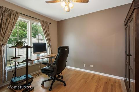 5050 Bardwick Ct, Hoffman Estates, IL 60010 photo 10