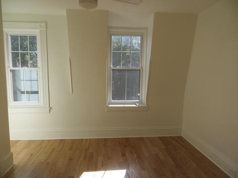 11256 S Champlain Ave, Chicago, IL 60628 photo 28