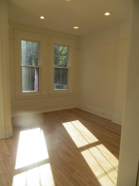 11256 S Champlain Ave, Chicago, IL 60628 photo 5