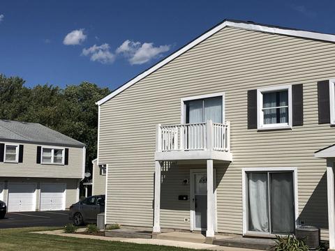 329 David Ct #D, Bartlett, IL 60103 photo 1
