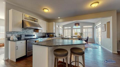 28920 W Pilgrims Pass, Lakemoor, IL 60051 photo 4