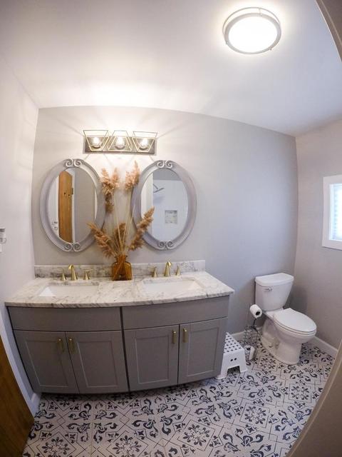 280 Harvard St, Des Plaines, IL 60016 photo 13