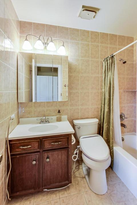885 Rosedale Ln, Hoffman Estates, IL 60169 photo 20