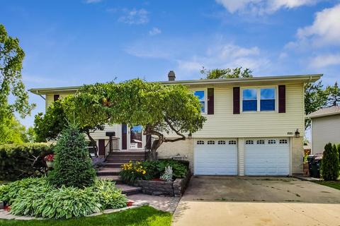 885 Rosedale Ln, Hoffman Estates, IL 60169 photo 2