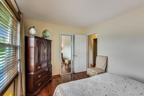885 Rosedale Ln, Hoffman Estates, IL 60169 photo 24