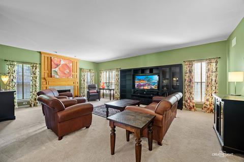 2128 Fieldcrest Dr, Bartlett, IL 60103 photo 12
