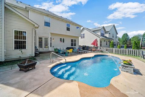 2128 Fieldcrest Dr, Bartlett, IL 60103 photo 4