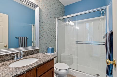 1213 Windmere Cir, Antioch, IL 60002 photo 9