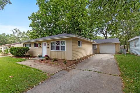 905 Fairchild Ave, Normal, IL 61761 photo 2
