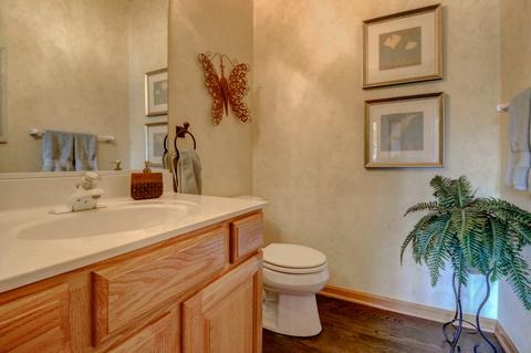 2062 Tunbridge Trl, Algonquin, IL 60102 photo 9