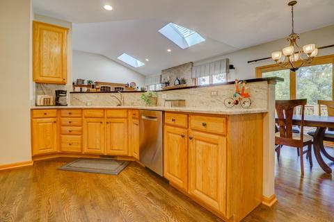 2062 Tunbridge Trl, Algonquin, IL 60102 photo 7