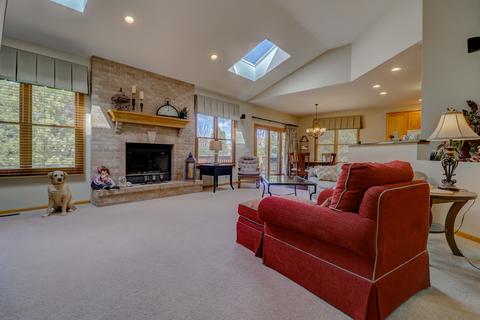 2062 Tunbridge Trl, Algonquin, IL 60102 photo 3