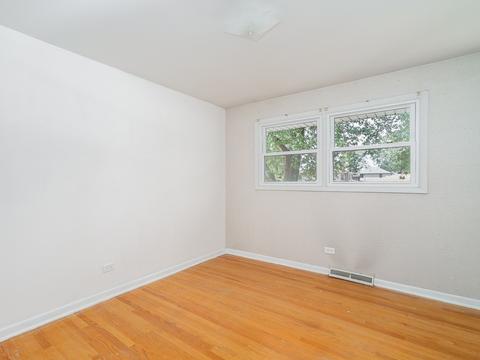 7453 Sholer Ave, Bridgeview, IL 60455 photo 7