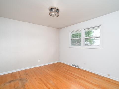 7453 Sholer Ave, Bridgeview, IL 60455 photo 8