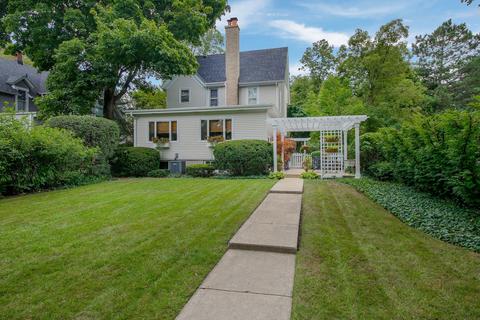 616 N West St, Wheaton, IL 60187 photo 27
