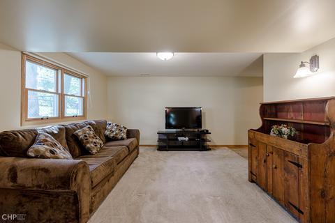 112 Hickory Rd, Oakwood Hills, IL 60013 photo 16