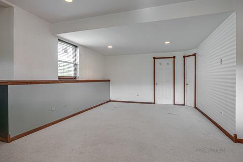907 Adderly Ln, Gurnee, IL 60031 photo 21