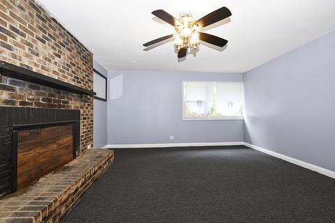 16139 Cambridge Dr, Markham, IL 60428 photo 16