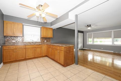 16139 Cambridge Dr, Markham, IL 60428 photo 10