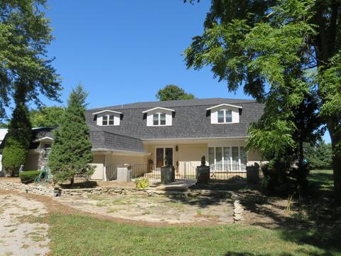 10605 N Tabler Rd, Morris, IL 60450 photo 1