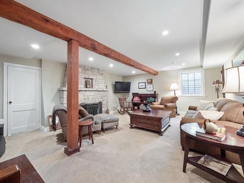 819 Golf Ln, Wheaton, IL 60189 photo 28