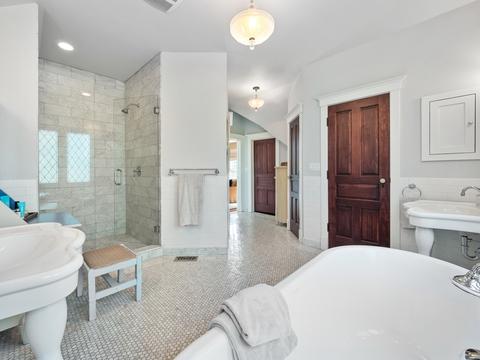 819 Golf Ln, Wheaton, IL 60189 photo 19