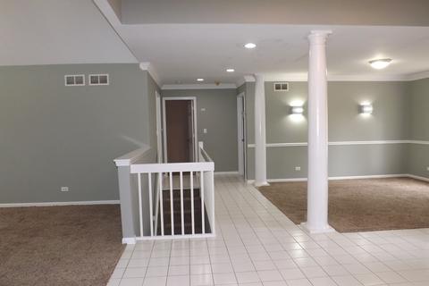 1368 Cranbrook Cir, Aurora, IL 60504 photo 4