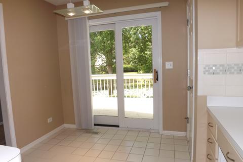 1368 Cranbrook Cir, Aurora, IL 60504 photo 7