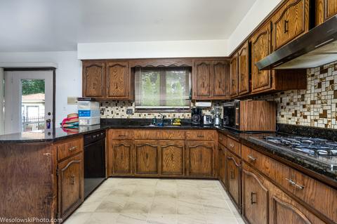 6709 Sheffield Ln, Willowbrook, IL 60527 photo 25
