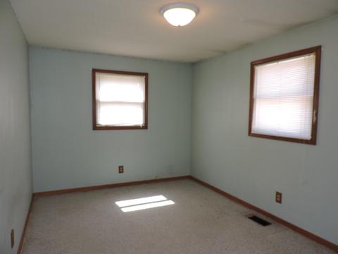 304 E 8th St, Georgetown, IL 61846 photo 11