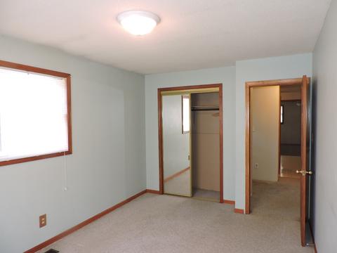 304 E 8th St, Georgetown, IL 61846 photo 12