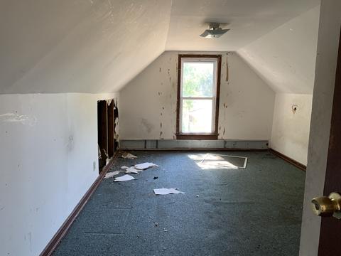 910 E 92nd Pl, Chicago, IL 60619 photo 4