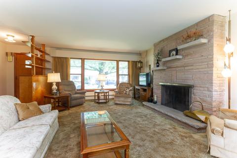 1350 Hawthorne Cir, Kankakee, IL 60901 photo 2