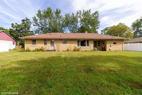 1350 Hawthorne Cir, Kankakee, IL 60901 photo 17