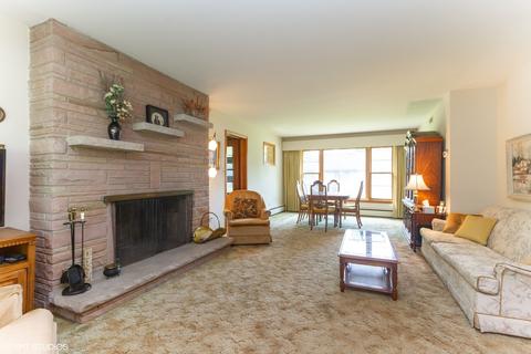 1350 Hawthorne Cir, Kankakee, IL 60901 photo 3