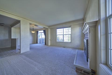 1264 Bradley Cir, Elgin, IL 60120 photo 3