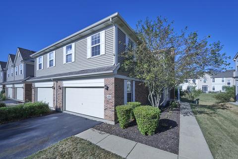 1264 Bradley Cir, Elgin, IL 60120 photo 2