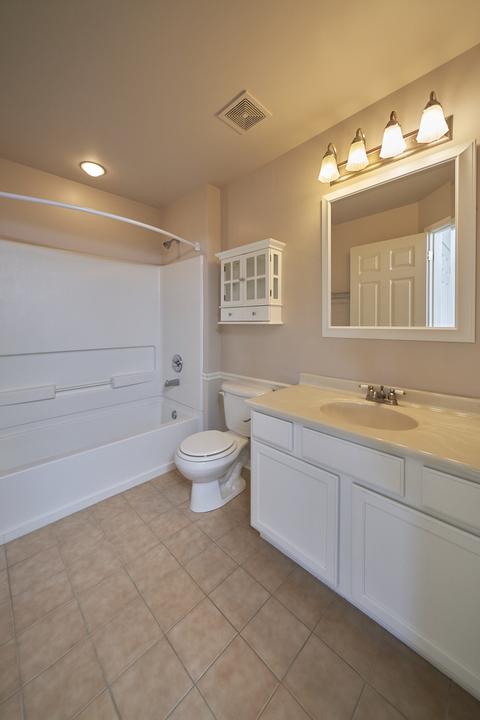 1264 Bradley Cir, Elgin, IL 60120 photo 16