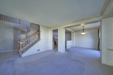 1264 Bradley Cir, Elgin, IL 60120 photo 4