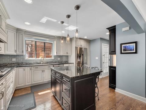 331 Selborne Rd, Riverside, IL 60546 photo 9