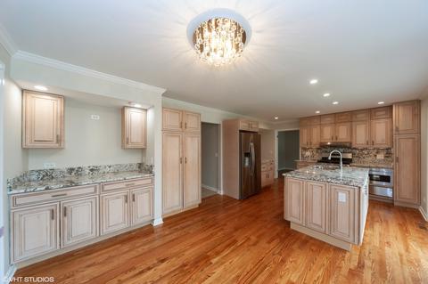 176 Mockingbird Ln, Wheeling, IL 60090 photo 5