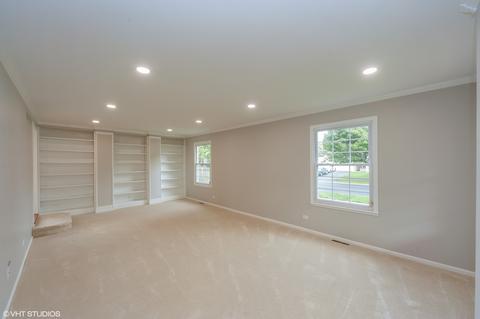 176 Mockingbird Ln, Wheeling, IL 60090 photo 3