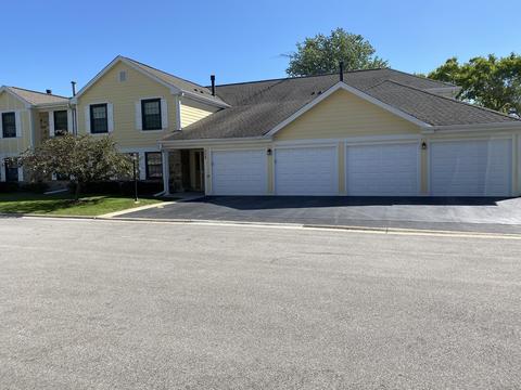 573 Greystone Ln #D2, Wheeling, IL 60090 photo 1