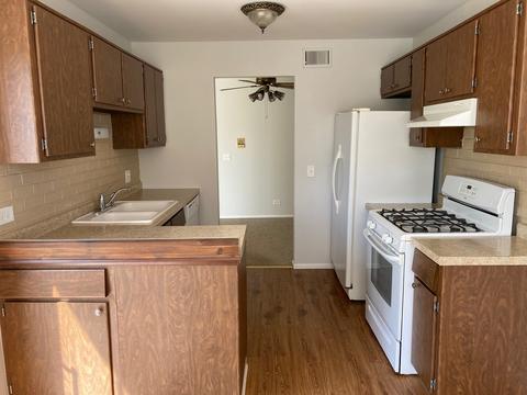 573 Greystone Ln #D2, Wheeling, IL 60090 photo 9